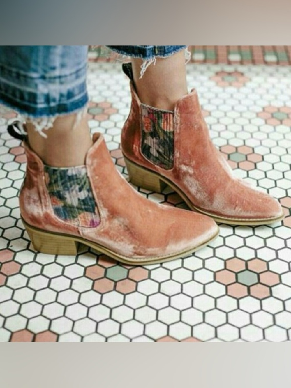Shellys London Anthropologie Pink Velvet Floral Chelsea Boots US 9.5